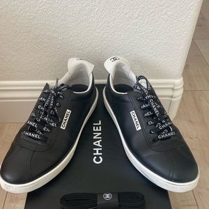 Chanel REV black and white sneaker size 38.5
